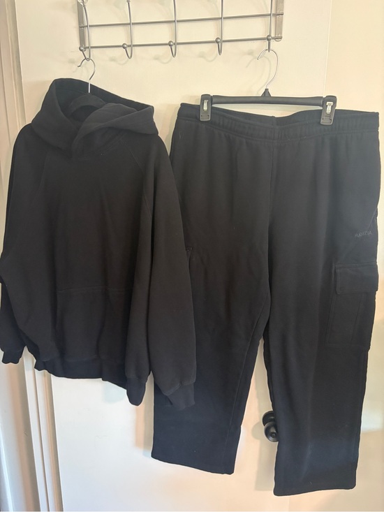 Aritzia Other - Aritzia Sweatfleece Mega Set Hoodie L + Cargo Jogger XL Black